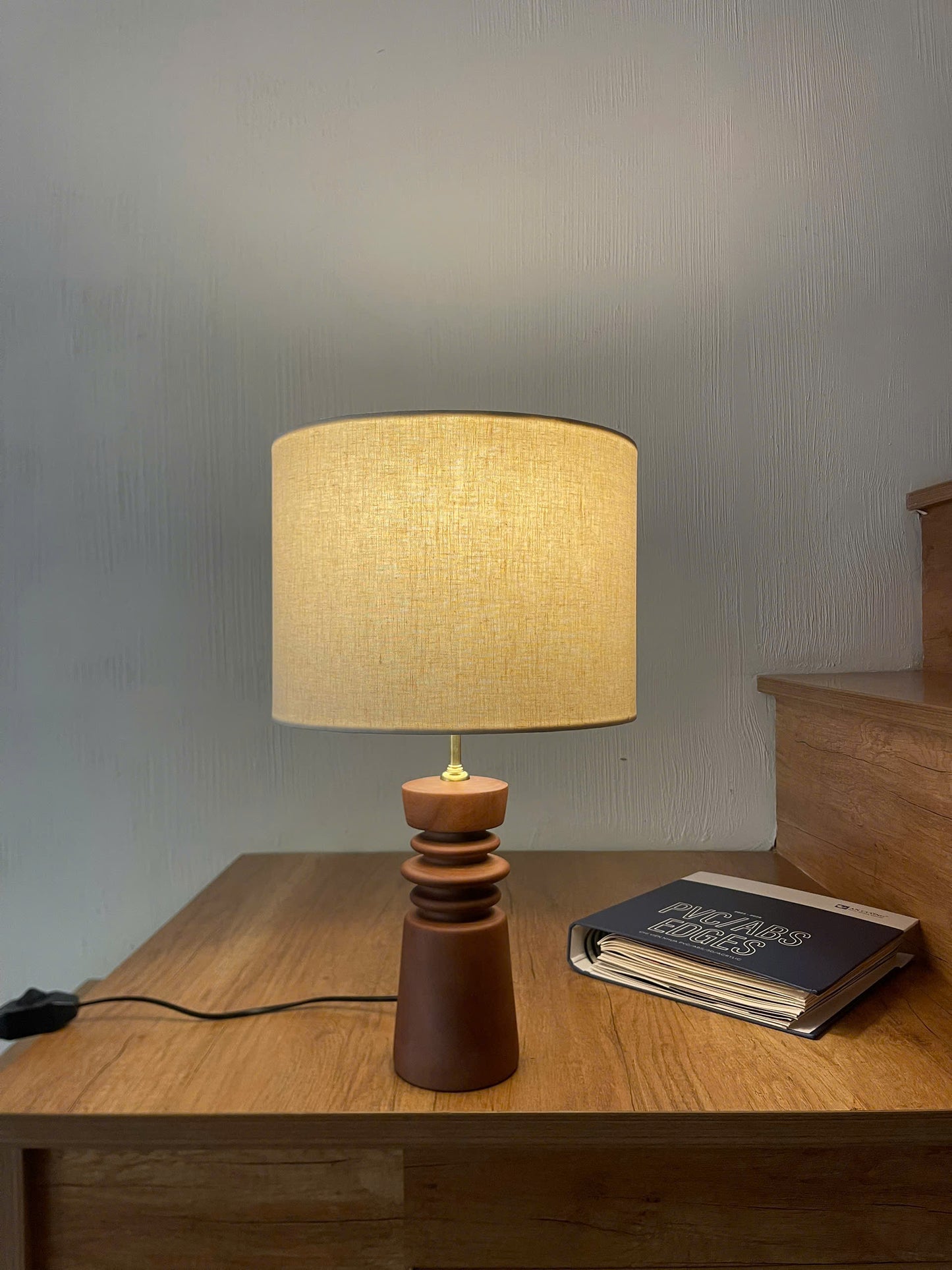 Canyon Form – Premium Handcrafted Wooden Table Lamp